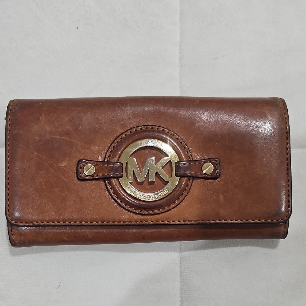 Michael Kors Tan Leather Wallet with Gold Logo